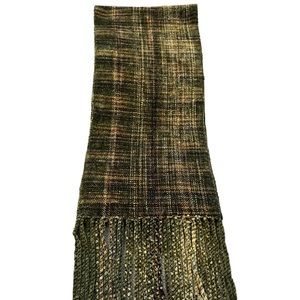 Women’s handmade scarf